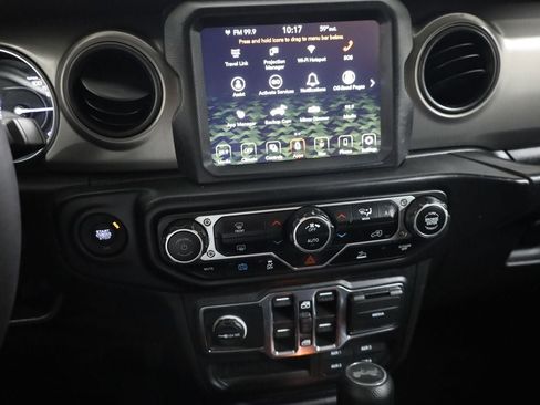 Used 2023 Jeep Wrangler Unlimited AWD/4WD image 27