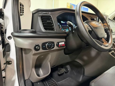 Used 2020 Ford Transit 150 XLT AWD/4WD image 44