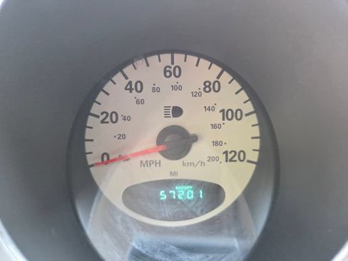 Used 2005 Chrysler PT Cruiser Limited w/ Chrome Accents Group FWD image 23