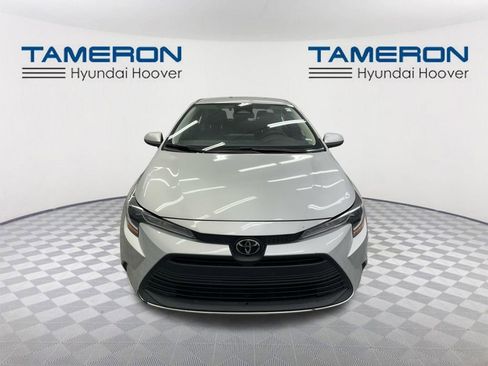 Used 2024 Toyota Corolla LE FWD image 8