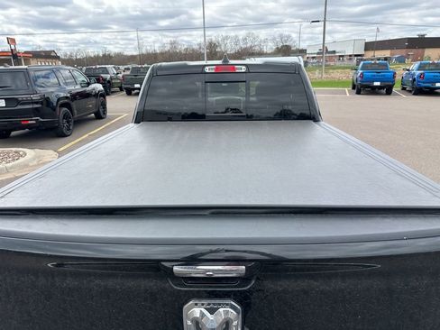 Used 2019 RAM 1500 Big Horn AWD/4WD image 5
