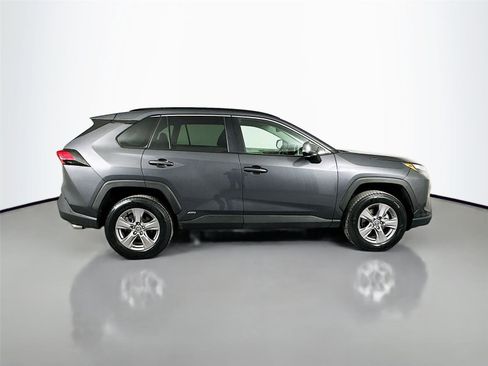 Used 2025 Toyota RAV4 XLE image 8