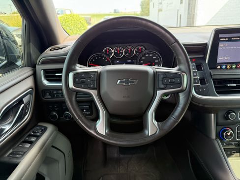 Used 2021 Chevrolet Tahoe Z71 w/ Z71 Signature Package image 14