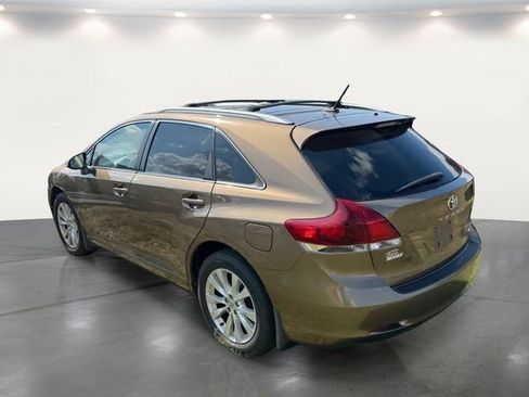 Used 2013 Toyota Venza LE FWD image 19