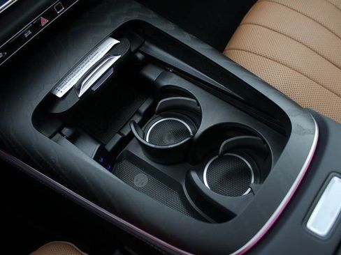New 2026 Mercedes-Benz E 350 4MATIC Sedan image 27