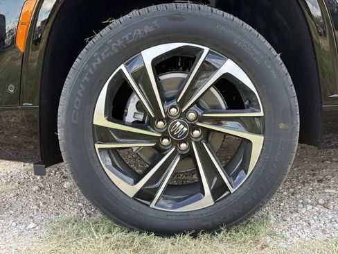 New 2026 Buick Enclave Sport Touring w/ Super Cruise Package FWD image 9