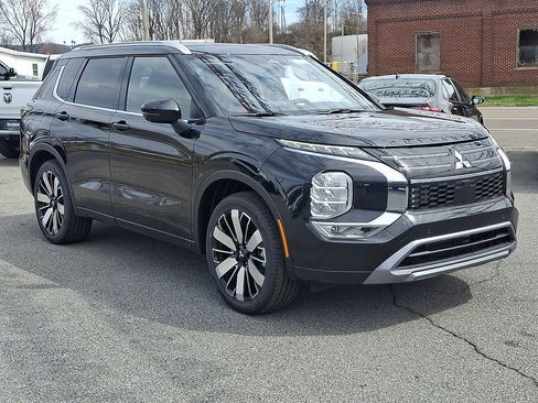 New 2026 Mitsubishi Outlander SEL AWD/4WD image 2