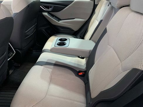 Used 2019 Subaru Forester Premium image 5