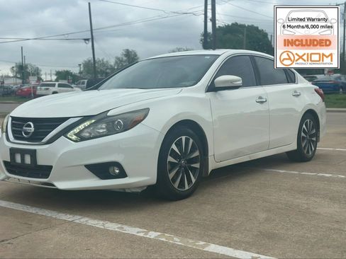 Used 2016 Nissan Altima 2.5 SL w/ 2.5 Technology w/LED Package FWD image 1