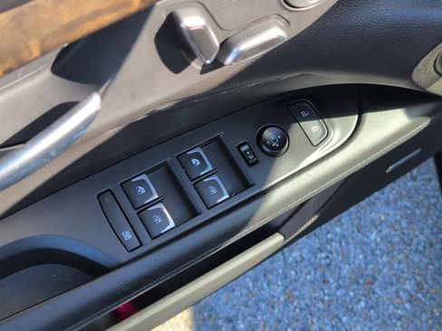 Used 2018 Cadillac CT6 Luxury image 16