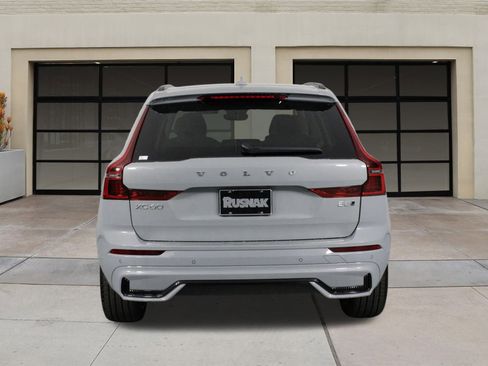 New 2026 Volvo XC60 B5 Ultra w/ Protection Package Premier image 4