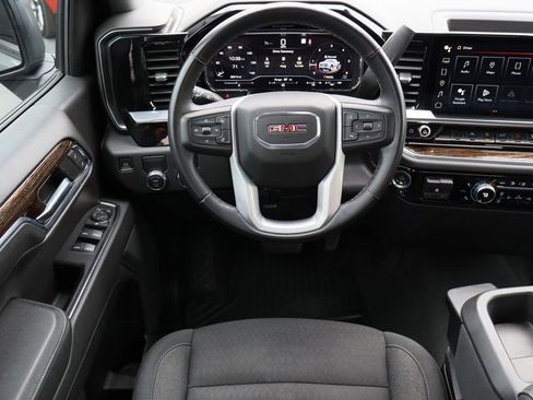 Used 2023 GMC Sierra 1500 Elevation image 21