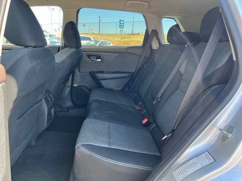 Used 2022 Nissan Rogue SV AWD/4WD image 24