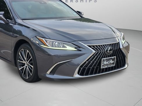 Used 2024 Lexus ES 350 w/ Premium Package FWD image 36