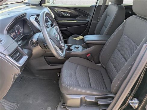 Used 2024 GMC Terrain SLE AWD/4WD image 15