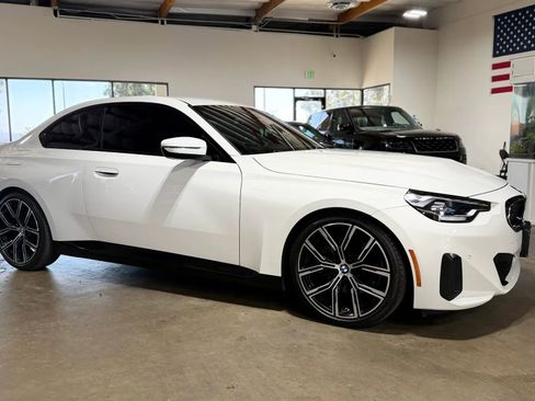 Used 2023 BMW 230i xDrive Coupe w/ Convenience Package AWD/4WD image 3