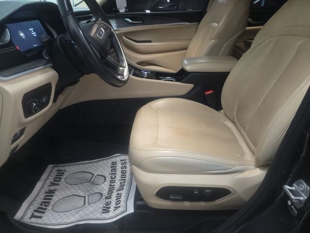 Used 2021 Jeep Grand Cherokee L Limited AWD/4WD image 16