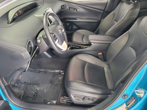 Used 2019 Toyota Prius Prime Premium w/ Carpet Mat Package FWD image 10