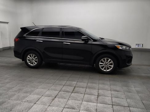 Used 2019 Kia Sorento L FWD image 11