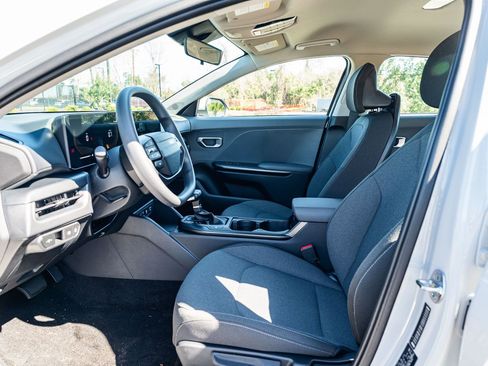 New 2026 Kia K4 FWD image 12
