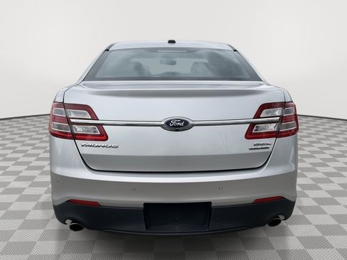 Used 2017 Ford Taurus SEL w/ Equipment Group 201A FWD image 8