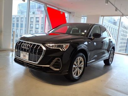 Certified 2025 Audi Q3 2.0T Premium w/ Convenience Package
