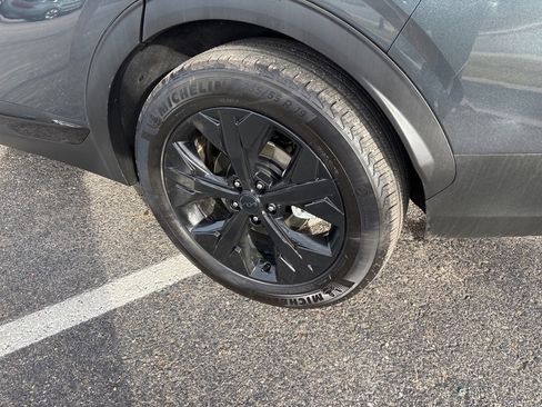 Used 2025 Kia Sportage X-Line image 6