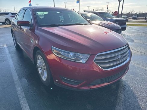 Used 2018 Ford Taurus SEL w/ Equipment Group 201A image 4