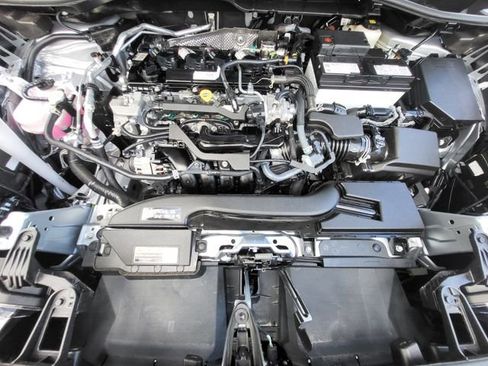 Used 2026 Toyota Corolla Cross LE w/ Moonroof Package AWD/4WD image 11