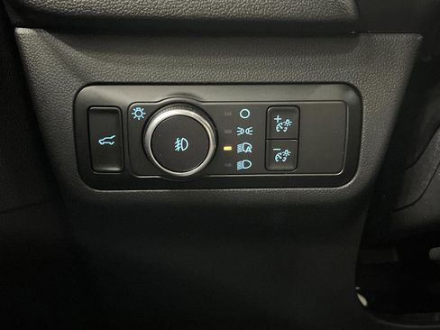 Used 2025 Ford Escape Platinum image 24