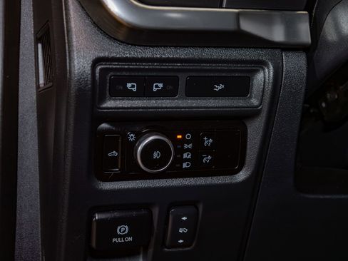 Used 2023 Ford F150 Lariat AWD/4WD image 16