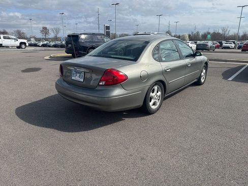 Used 2003 Ford Taurus SES image 5