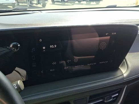 Certified 2024 Buick Encore GX Sport Touring FWD image 16