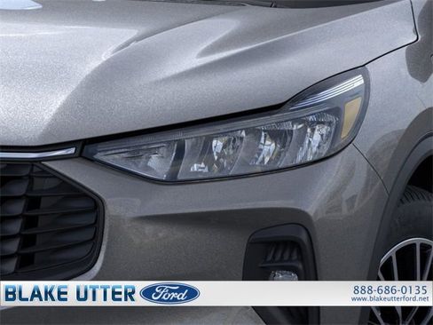 New 2026 Ford Escape SE image 19