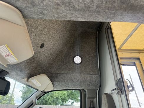 Used 2021 Chevrolet Express 3500 w/ Power Convenience Package RWD image 22