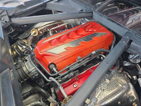 Used 2023 Chevrolet Corvette Stingray Preferred Cpe w/ Z51 Performance Package RWD image 24