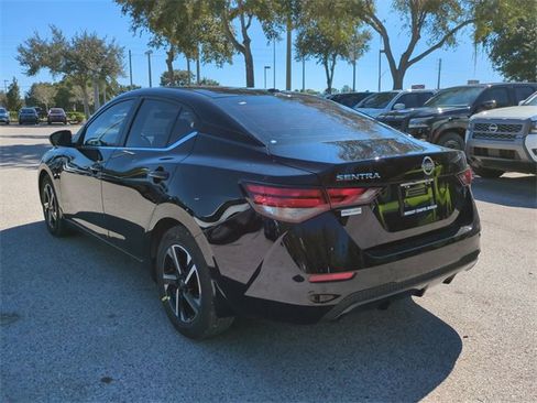 New 2025 Nissan Sentra SV image 7