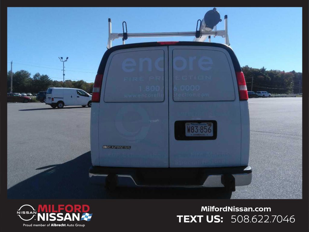 Used 2020 Chevrolet Express 2500 w/ Driver Convenience Package RWD image 4