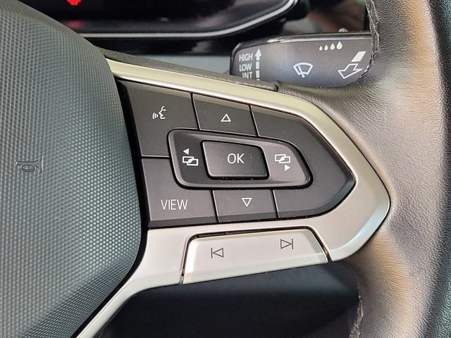 Used 2025 Volkswagen Jetta SE FWD image 25