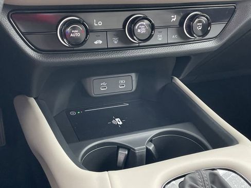New 2027 Honda HR-V LX image 17