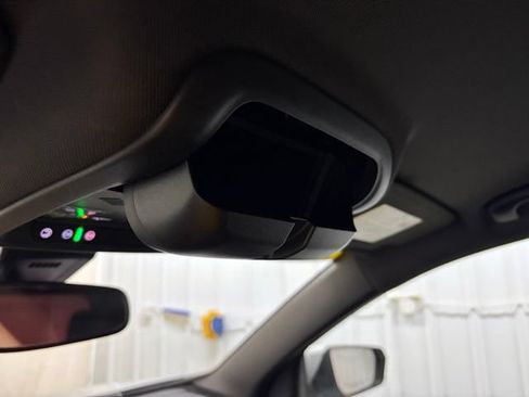 Used 2022 Chevrolet Equinox RS FWD image 38