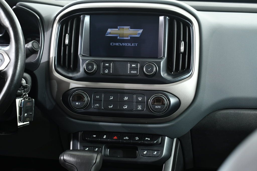 Used 2019 Chevrolet Colorado Z71 AWD/4WD image 9