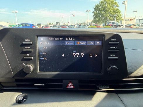 Used 2025 Hyundai Elantra Sport w/ Cargo Package FWD image 13