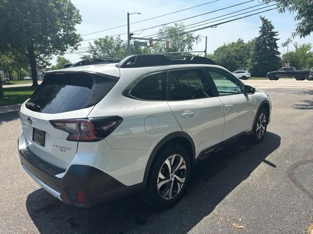 Used 2022 Subaru Outback Limited XT AWD/4WD image 8