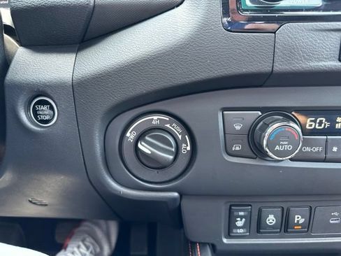 Certified 2023 Nissan Frontier PRO-4X w/ Pro-4X Premium Package AWD/4WD image 37