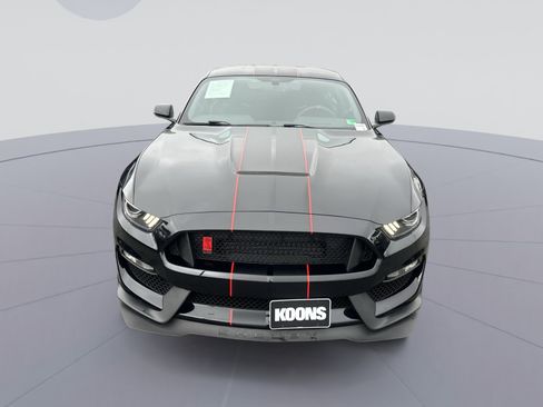 Used 2018 Ford Mustang Shelby GT350R w/ GT350R Equipment Group 920A RWD image 19
