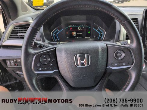 Used 2023 Honda Odyssey Sport image 16