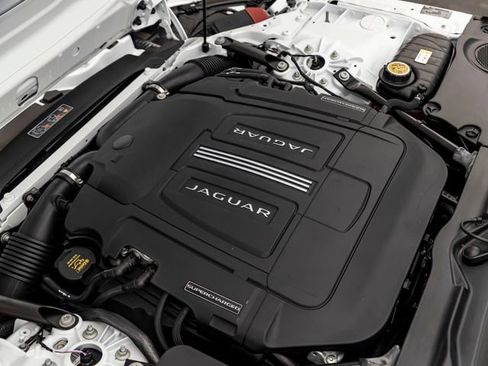 New 2024 Jaguar F-TYPE R-Dynamic RWD image 30