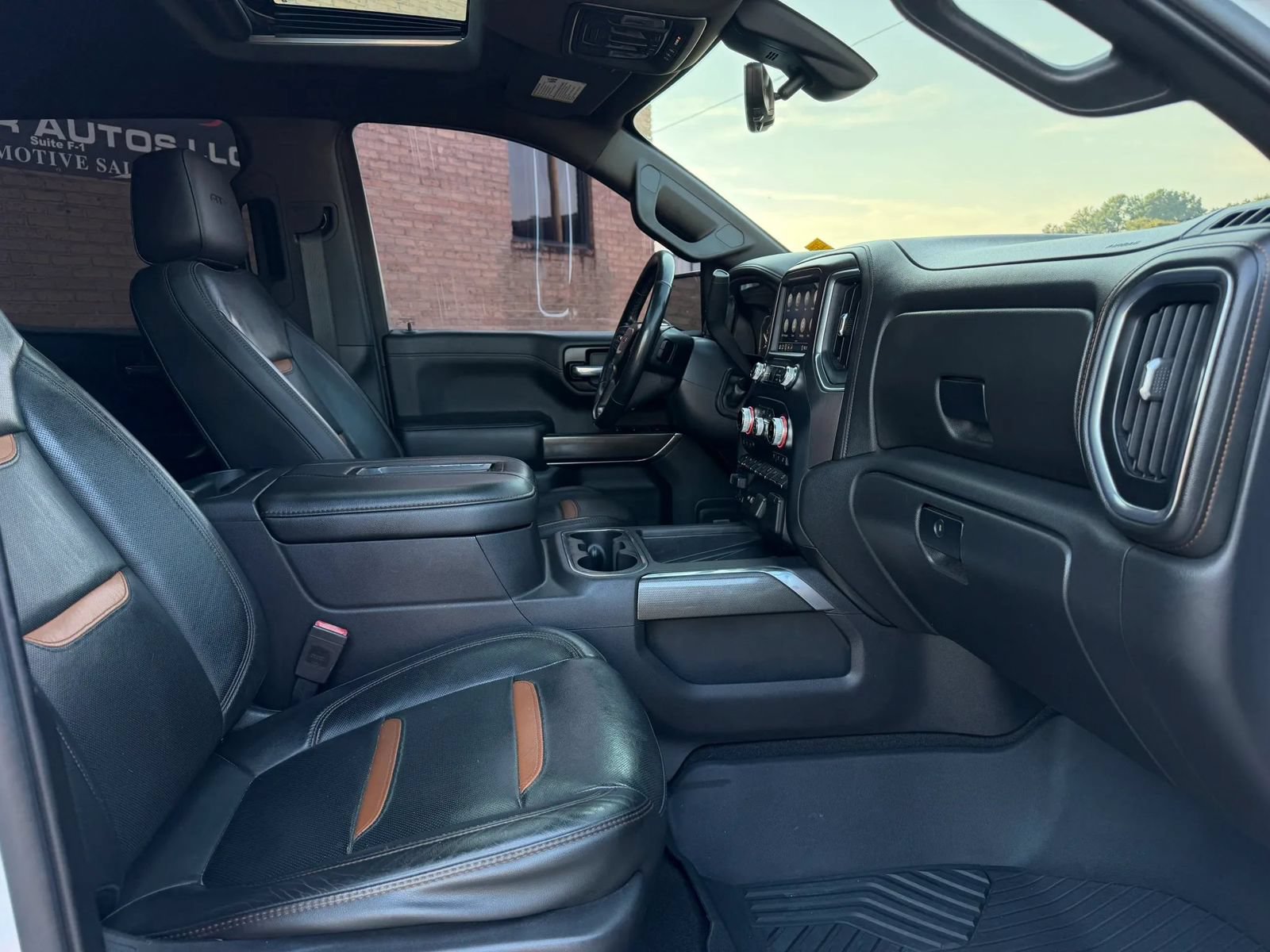 Used 2020 GMC Sierra 1500 AT4 w/ AT4 Premium Package AWD/4WD image 33
