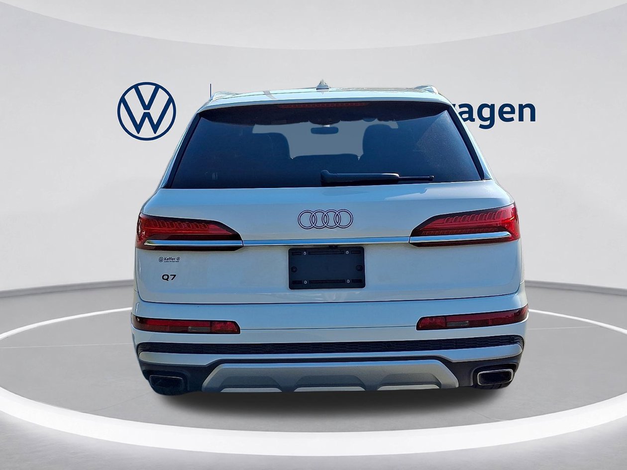 Used 2025 Audi Q7 3.0T Premium Plus AWD/4WD image 5